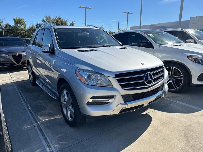 2015 Mercedes-Benz M-Class ML 350Image 2