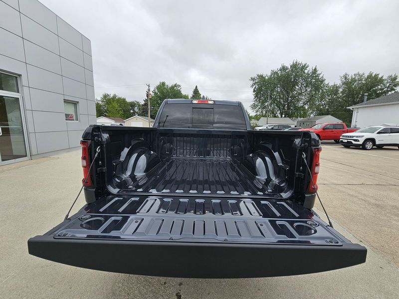 2025 RAM 1500 Big HornImage 8