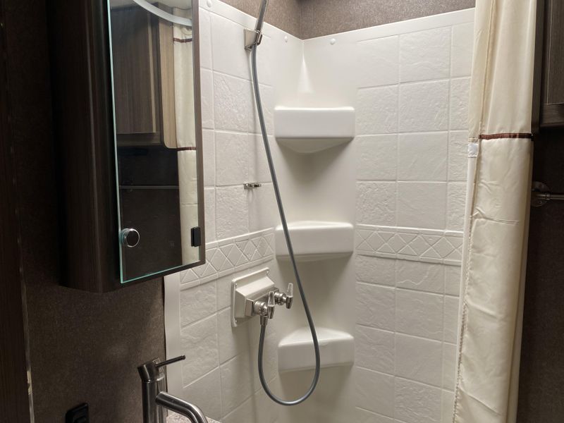 2018 THOR VEGAS 24.1 Image 20