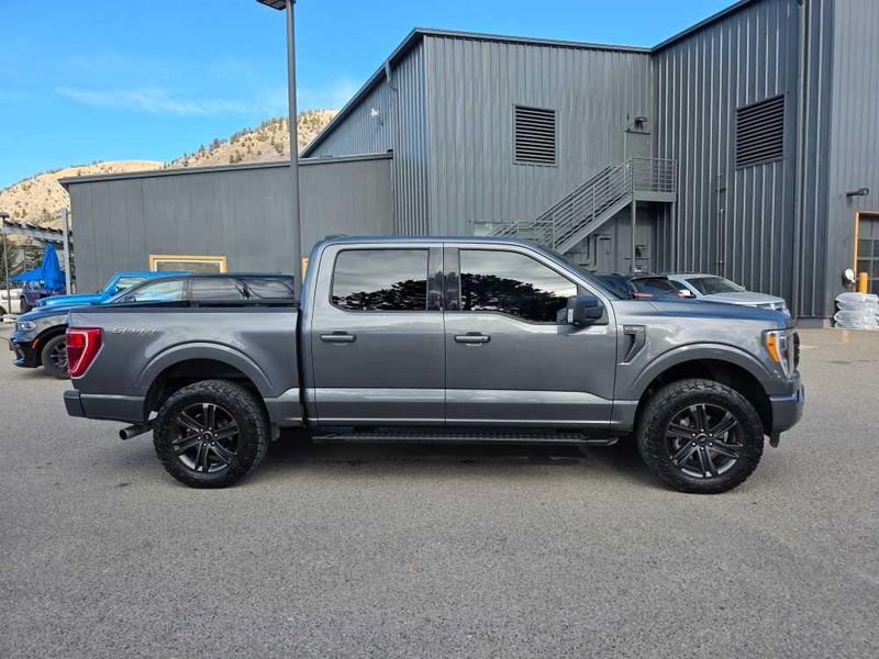 2021 Ford F-150 XLT photo 4