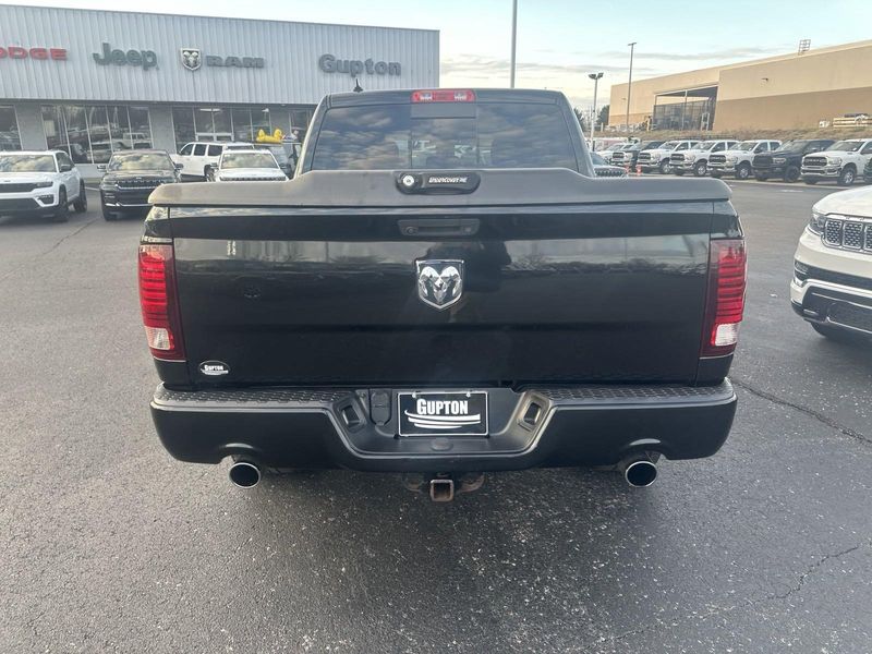 2016 RAM 1500 SportImage 7