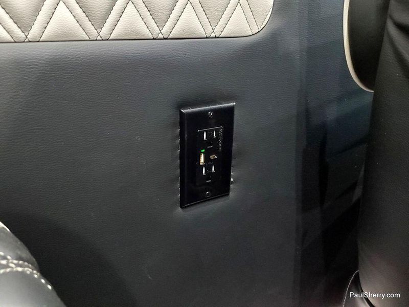 2024 RAM Promaster 2500 Slt+ Window Van High Roof 159
