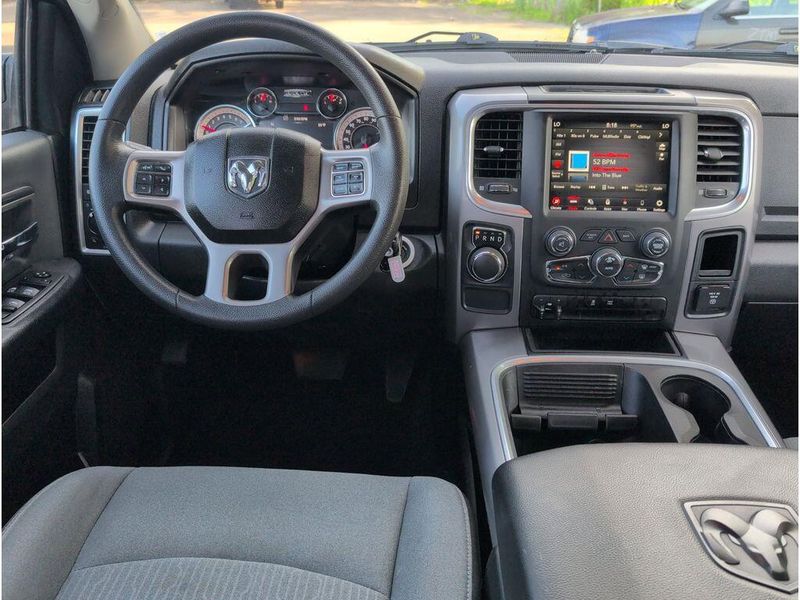 2023 RAM 1500 Classic SLTImage 30