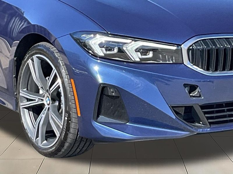 2024 BMW 3 Series 330iImage 9