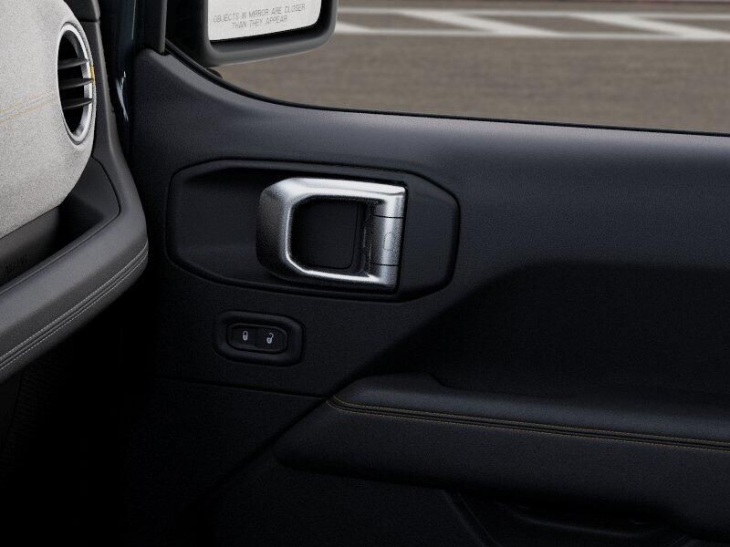 New 2026 Jeep Wrangler 4-door SaharaImage 25