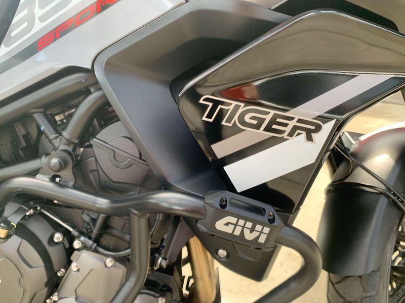 Used 2022 Suzuki GSX-S 1000 GT+ Image 16