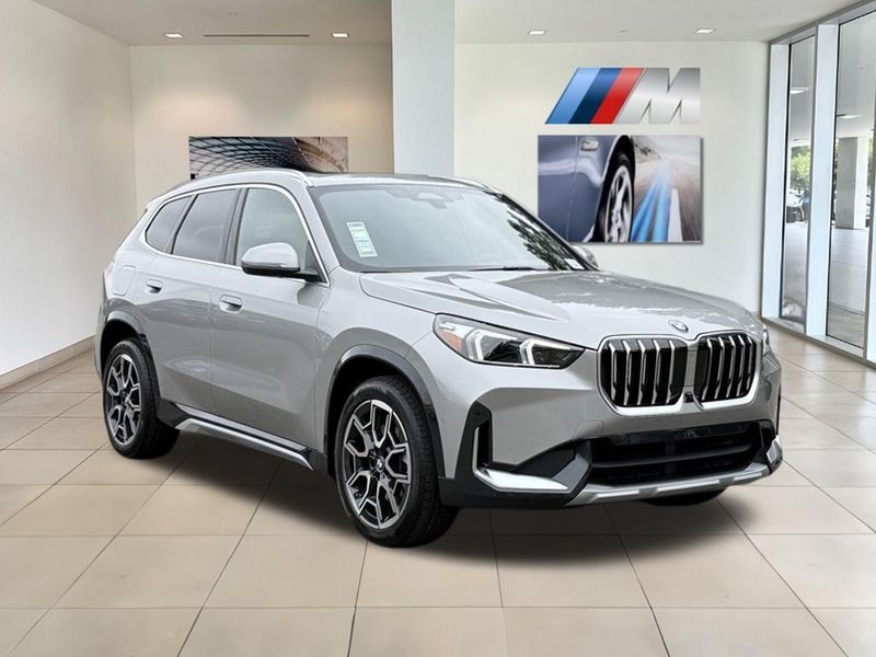 2025 BMW X1 xDrive28iImage 4