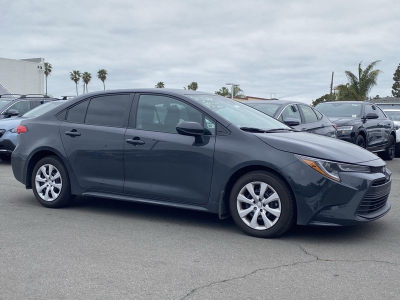 2024 Toyota Corolla LEImage 2