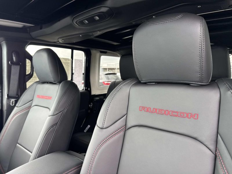 New 2026 Jeep Wrangler 4-door Rubicon X
