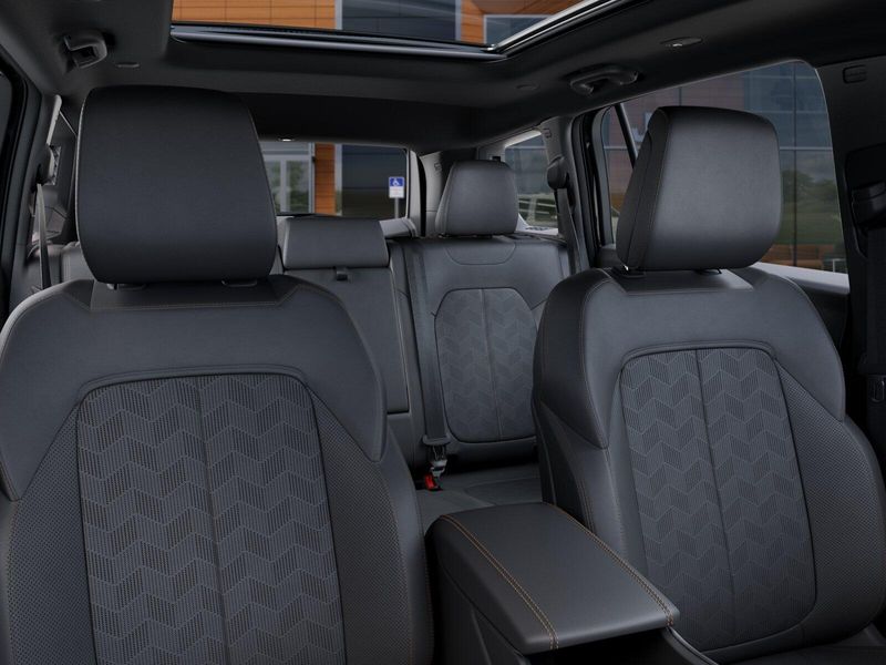 New 2026 Jeep Cherokee Overland 4x4Image 52