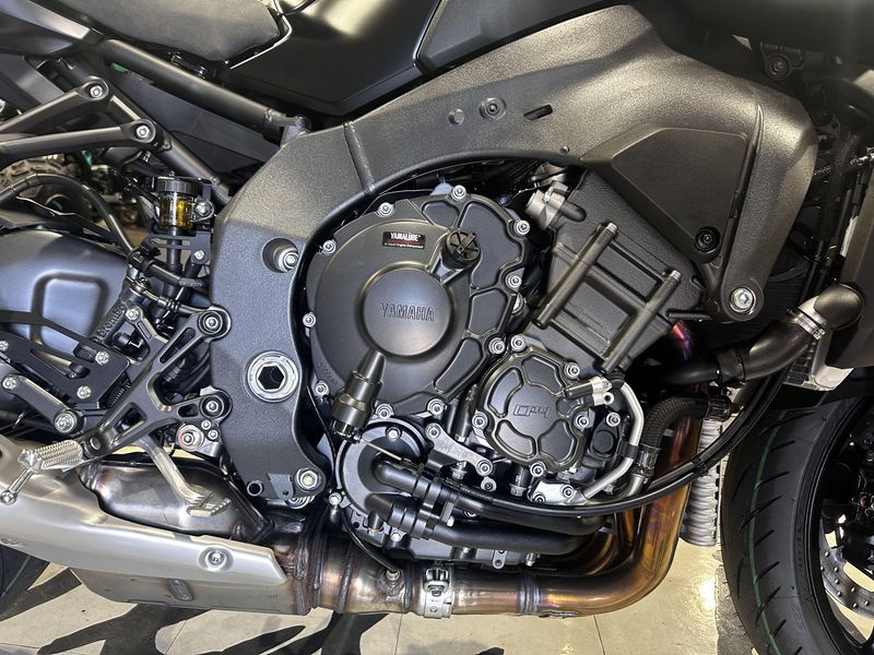 2023 Yamaha MT-10 Image 14