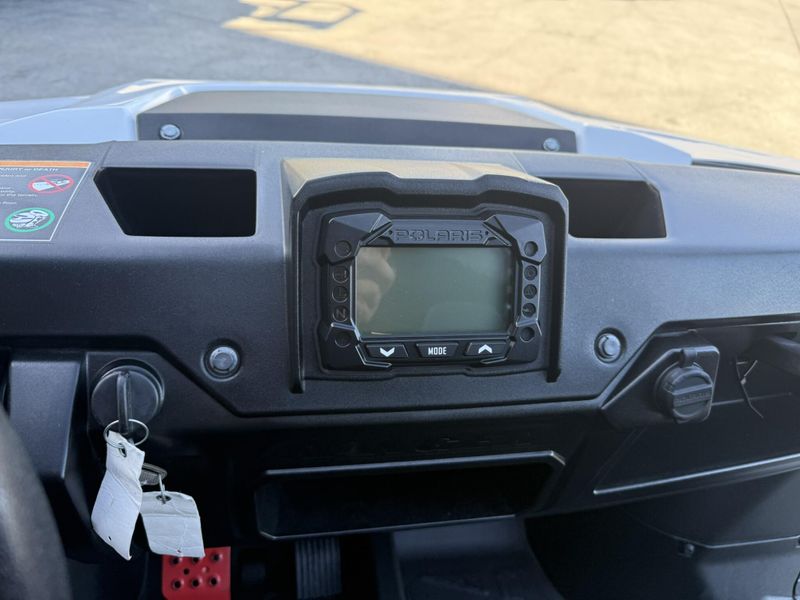 Used 2021 Polaris RANGER 150 EFI, WHITE /SKY BLUE (CA) Image 7