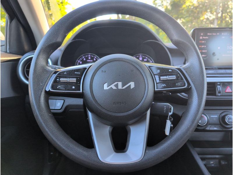 Used 2023 Kia Forte LXSImage 21