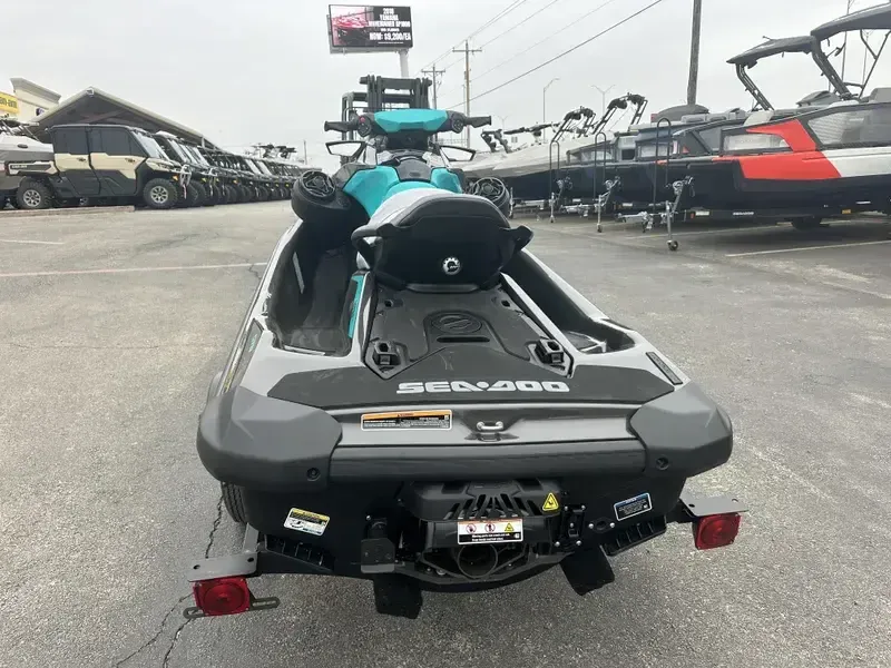 NEW 2026 SEADOO GTR 230 WITH SOUND SYSTEM Image 4