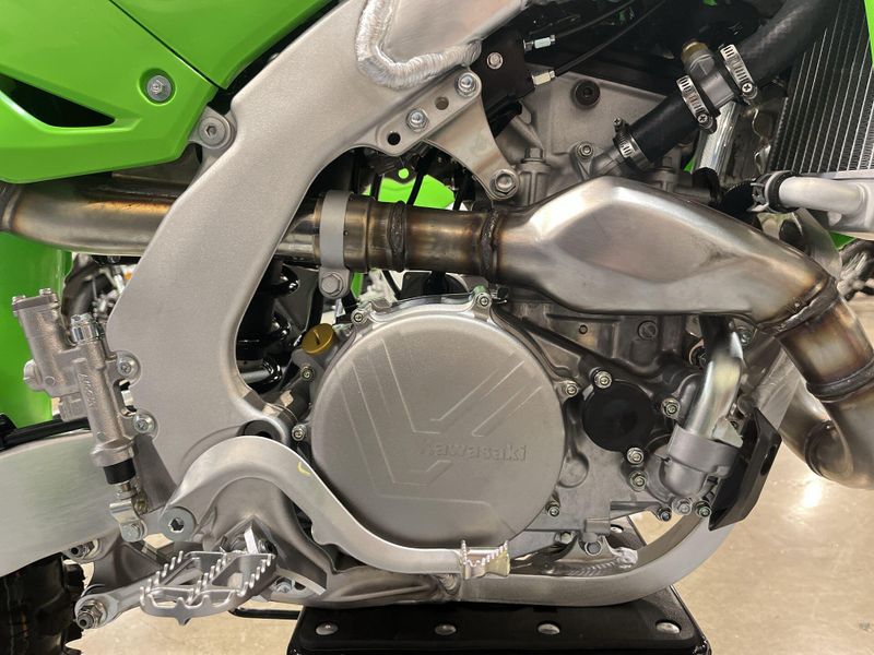 New 2026 Kawasaki KX 450 Image 19