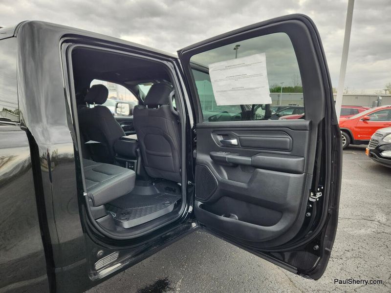 New 2026 RAM 1500 Warlock Crew Cab 4x4 5'7' Box