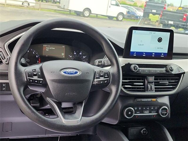 2020 Ford Escape SEImage 22