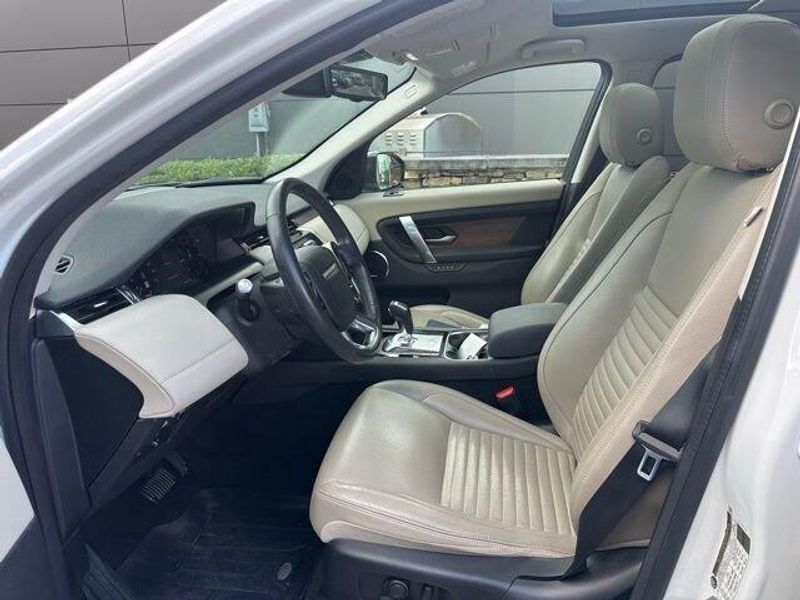 2020 Land Rover Discovery Sport SE