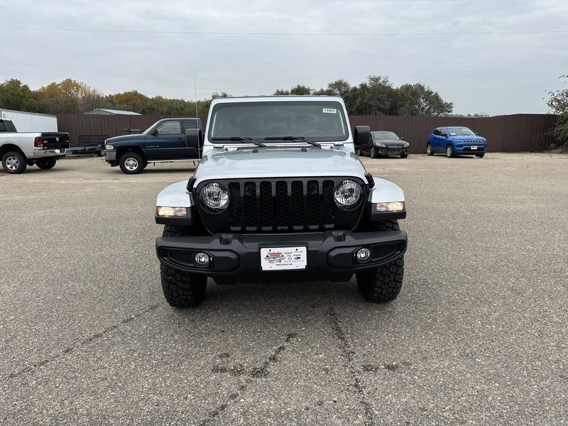 2023 Jeep Gladiator WillysImage 3