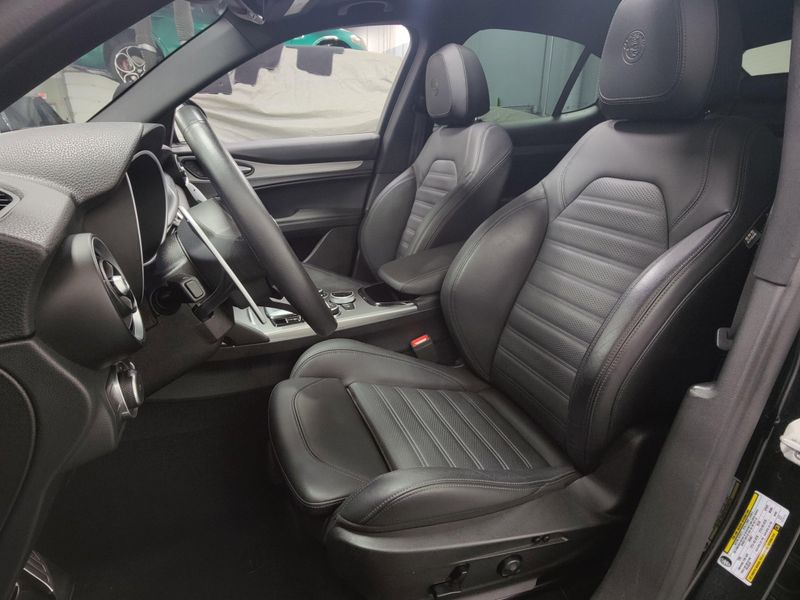 Used 2024 Alfa Romeo Stelvio Veloce AWD w/Sunrof/Activ AsstImage 16