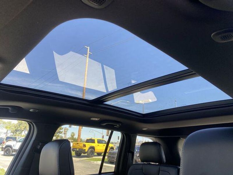 New 2024 Jeep Grand Cherokee 4xeImage 17