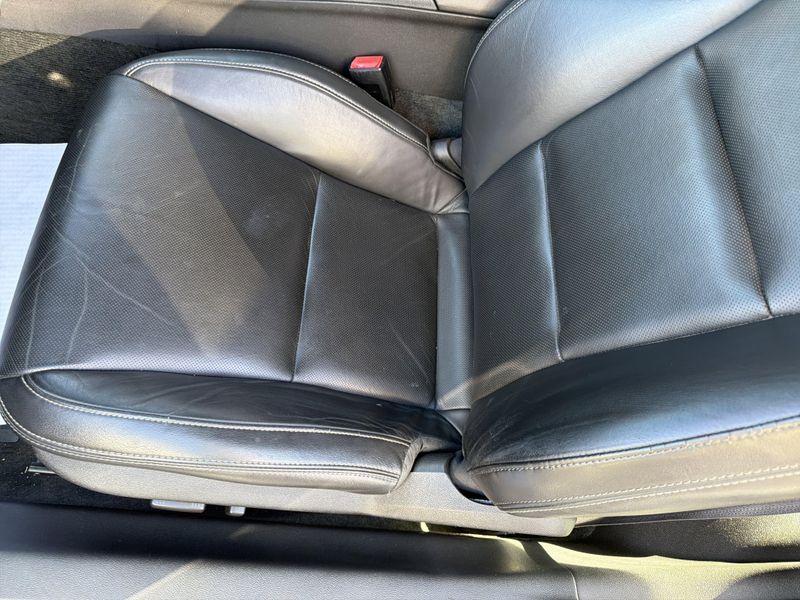 Used 2011 Chevrolet Camaro 2LTImage 23