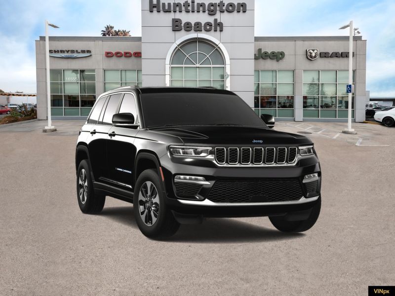 2023 Jeep Grand Cherokee 4xe Base 4x4 in a Diamond Black Crystal Pearl Coat exterior color and Global Blackinterior. BEACH BLVD OF CARS beachblvdofcars.com 