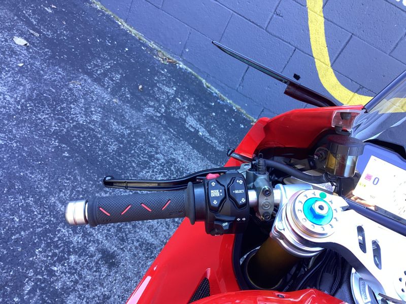 Used 2024 Ducati Panigale V4 R 