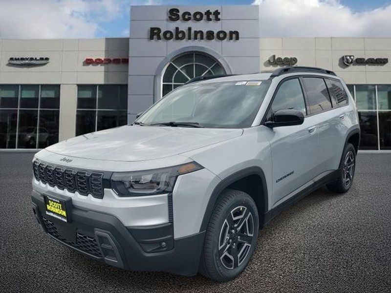 New 2026 Jeep Cherokee Laredo 4x4