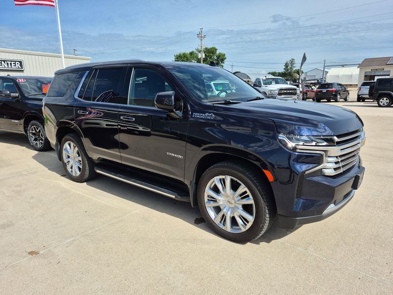2021 Chevrolet Tahoe High CountryImage 2