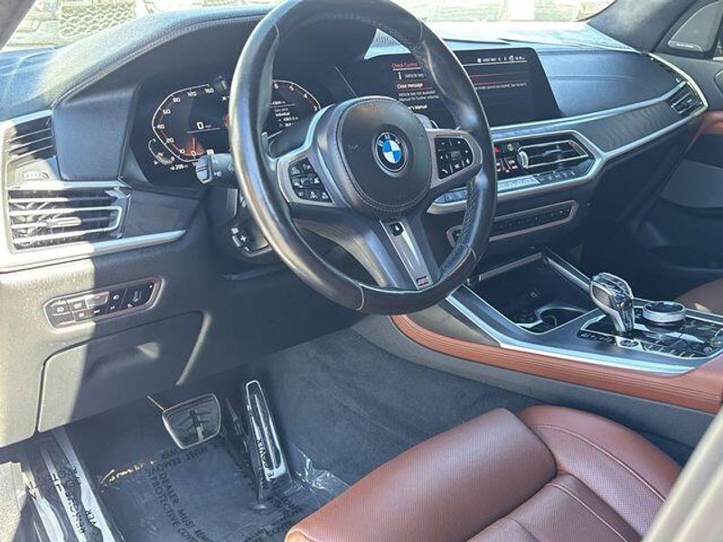 Used 2022 BMW X7 M50iImage 18