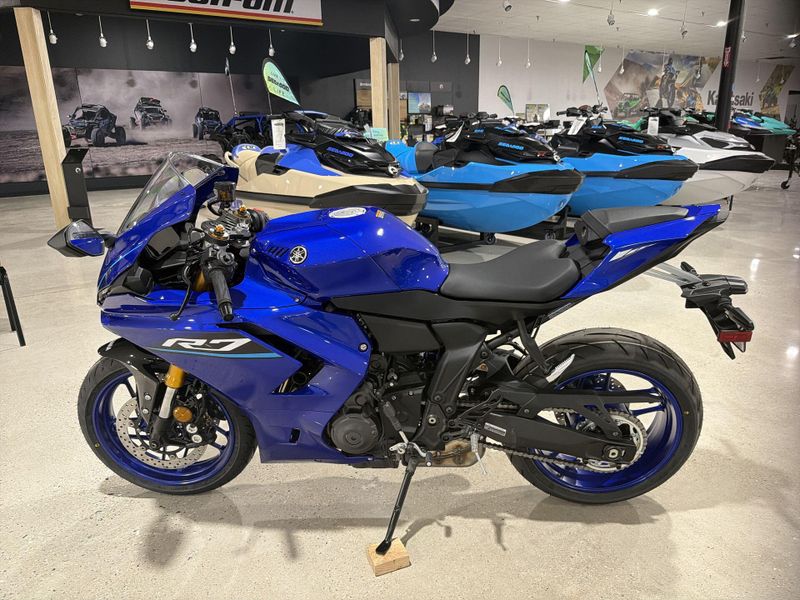New 2026 Yamaha YZF-R7 Image 14
