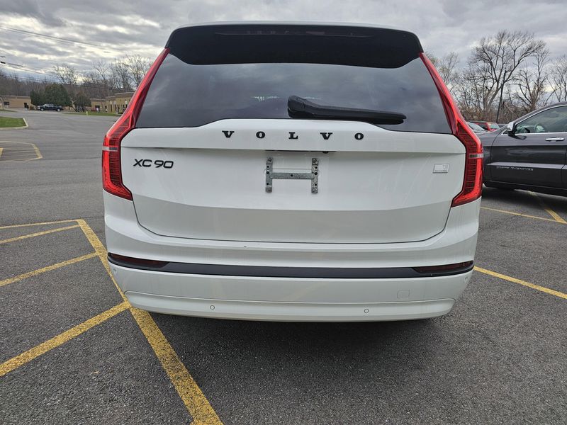 Used 2023 Volvo XC90 Recharge Plug-In Hybrid PlusImage 6