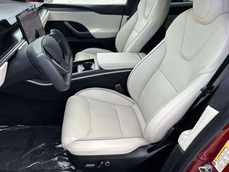 Used 2023 Tesla Model X PlaidImage 19
