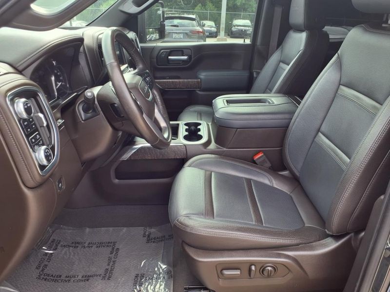 2022 GMC Sierra 2500HD DenaliImage 16