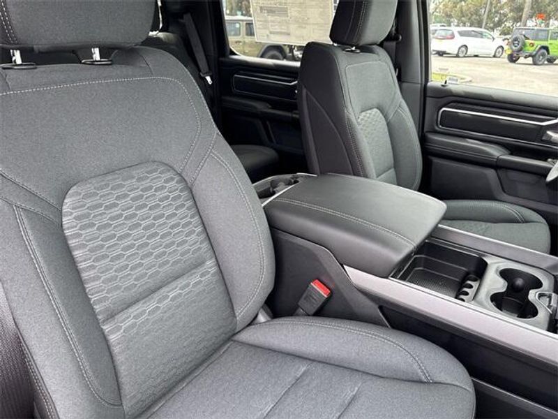 2025 RAM 1500 Big Horn Crew Cab 4x4 5