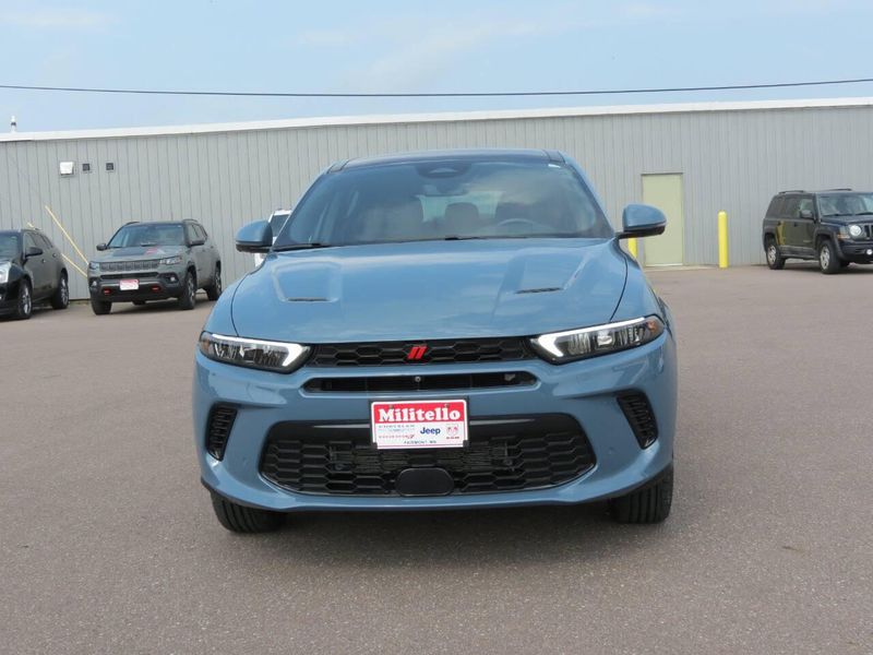 Used 2023 Dodge Hornet GT Plus AWD 4dr CrossoverImage 9