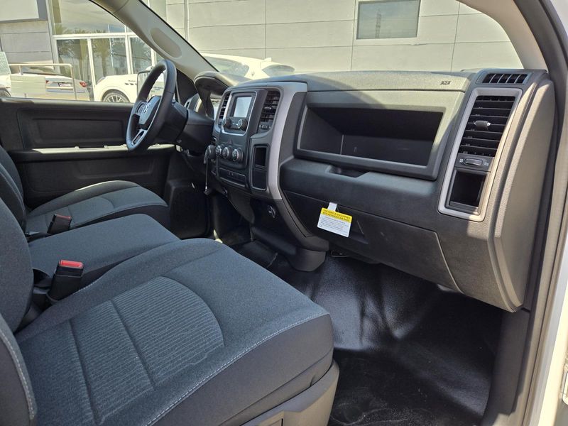 New 2024 RAM 1500 Classic Tradesman Crew Cab 4x4 5'7' Box