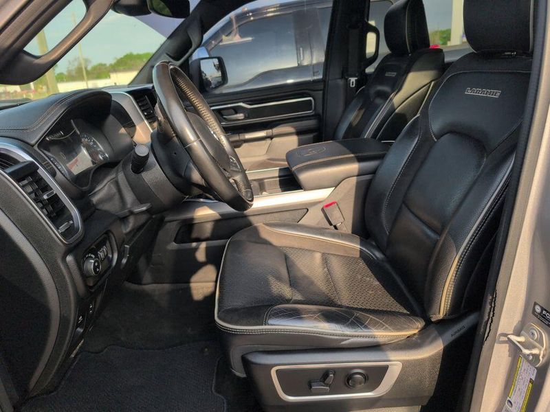 2022 RAM 1500 LaramieImage 11