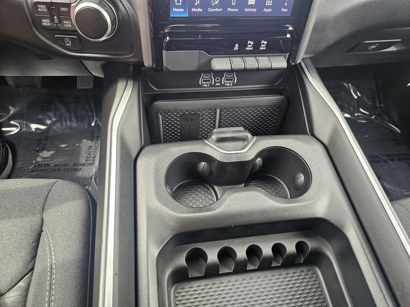 2025 RAM 1500 Big HornImage 22