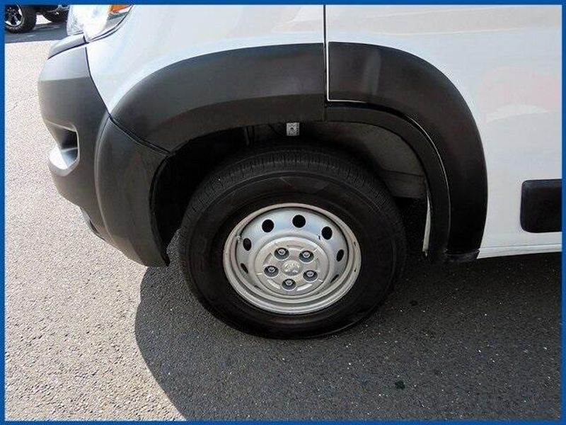 2023 Ram ProMaster 2500 photo 3