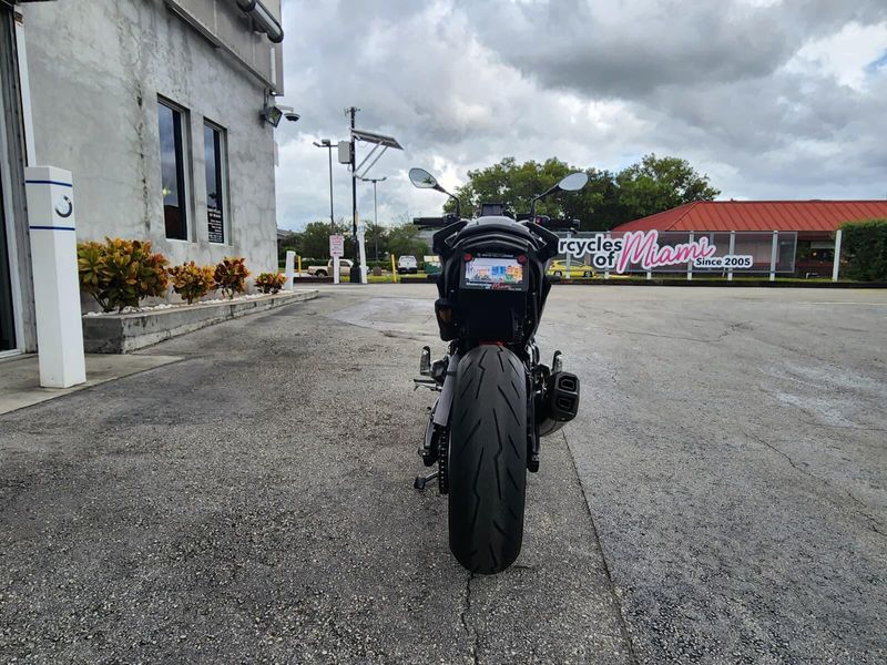 Used 2021 BMW F 900 R Image 7