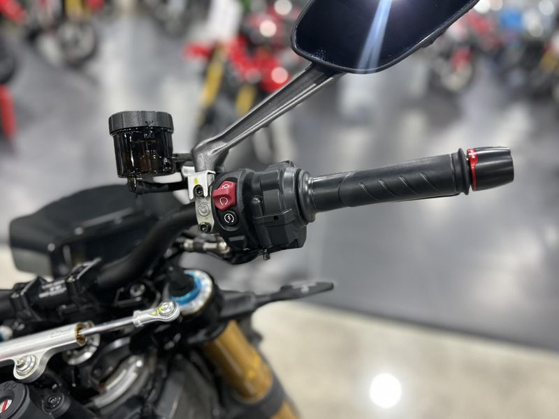 Used 2025 Ducati STREETFIGHTER V4 SP2 Image 7