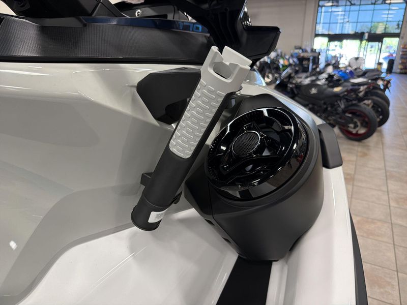 New 2025 Sea Doo FISHPRO SPORT 170 (SOUND SYSTEM) Image 24