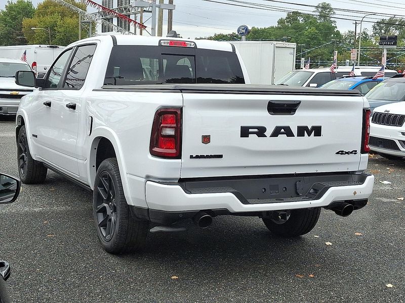 2026 Ram 1500 Laramie photo 3