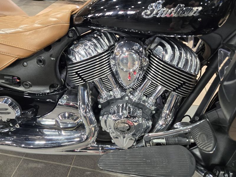 USED 2017 INDIAN MOTORCYCLE ROADMASTER CLASSIC 49ST Image 8