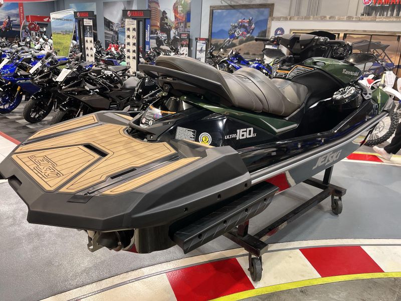 New 2025 Kawasaki JET SKI ULTRA 160LX Image 12