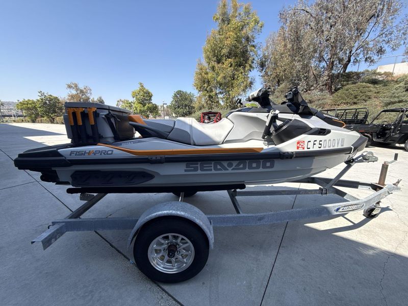 Used 2023 Sea-Doo FISH PRO TROPHY 170 Image 15