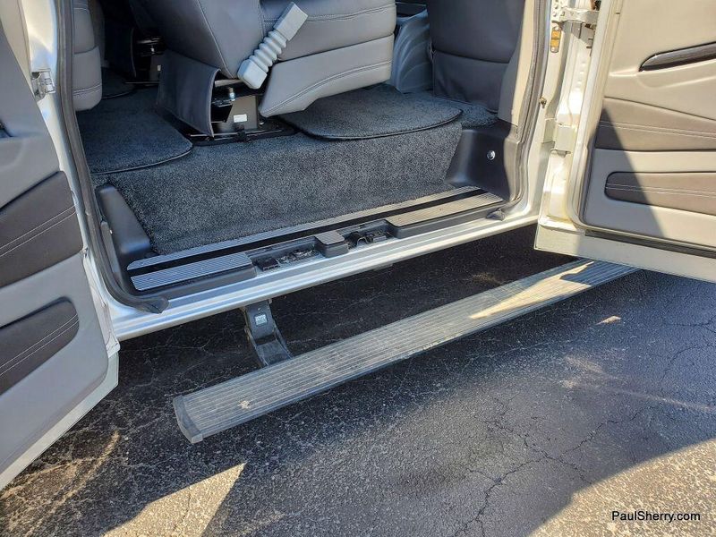 2022 Chevrolet Express Cargo Passenger Van photo 20