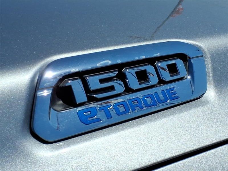 2026 Ram 1500 Lone Star photo 3